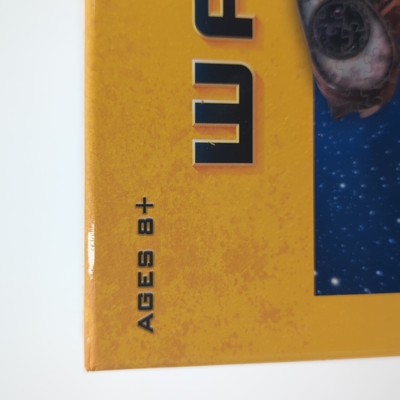 Disney Pixar WALL-E 300 Piece Puzzle Wooden 19.5 Inch By 17.3 Inch Kids Games - Picture 2 of 5